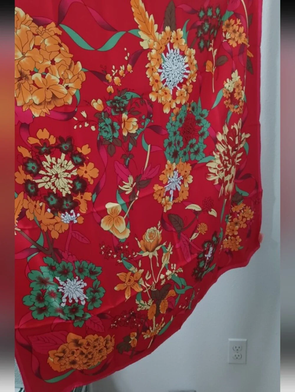 E Orilks Silk Scarf Women's